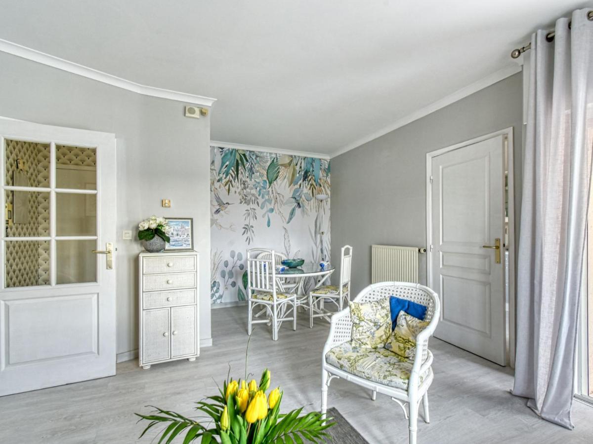 Apartment Residence Les Cariatides By Interhome Fréjus Eksteriør bilde
